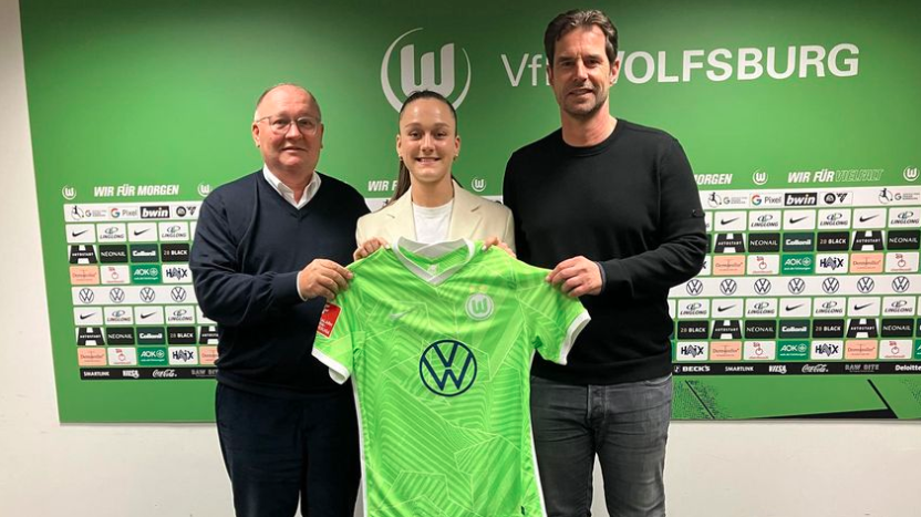 沃尔夫斯堡宣布签下匈牙利19岁女足国脚戴安娜